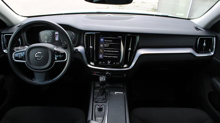 VOLVO V60 V60 D4 SCR Momentum aut