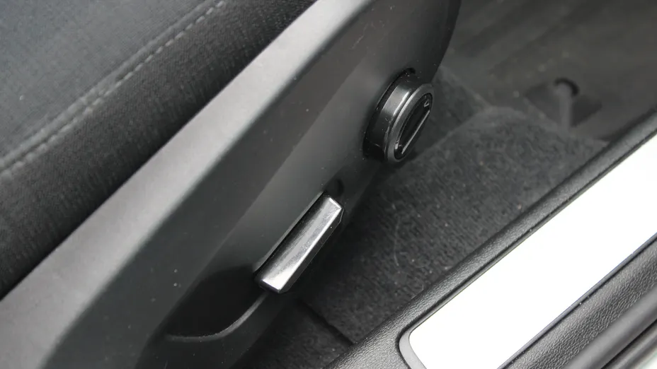 VOLVO V60 V60 D4 SCR Momentum aut
