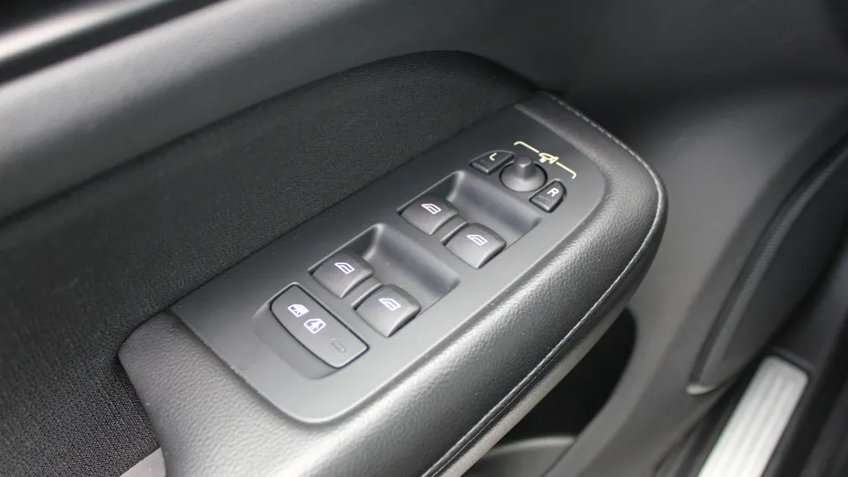 VOLVO V60 V60 D4 SCR Momentum aut