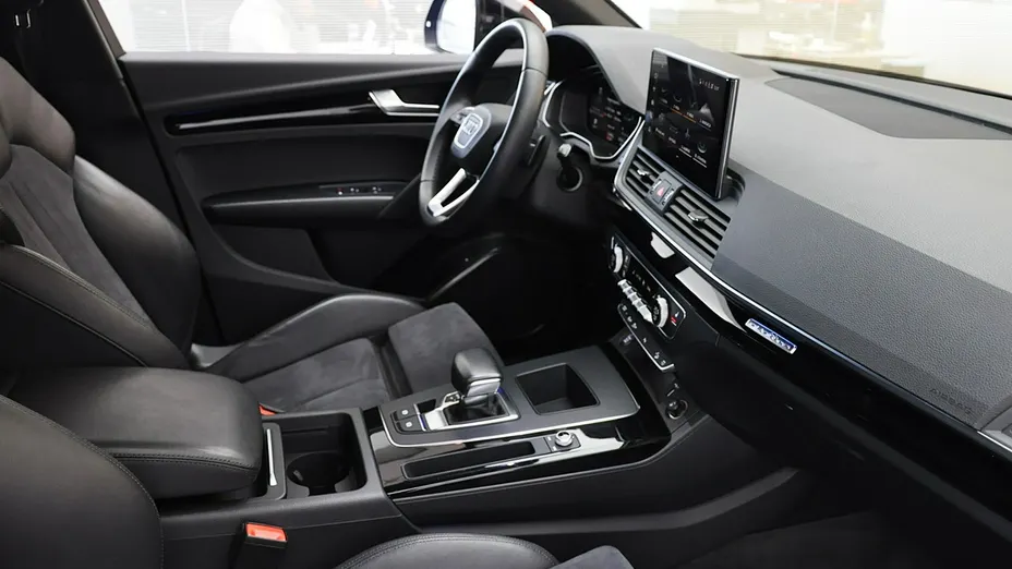 AUDI Q5 Q5 40 TDI mHEV Quattro S Line S tronic