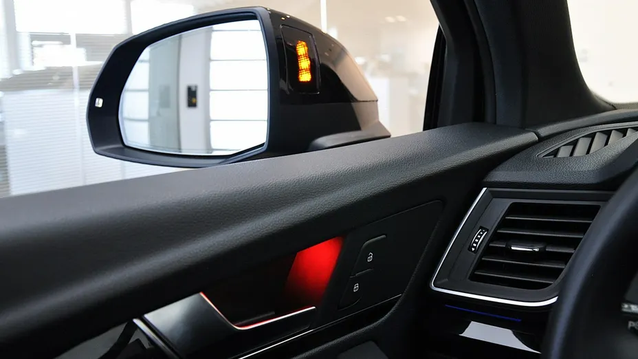 AUDI Q5 Q5 40 TDI mHEV Quattro S Line S tronic