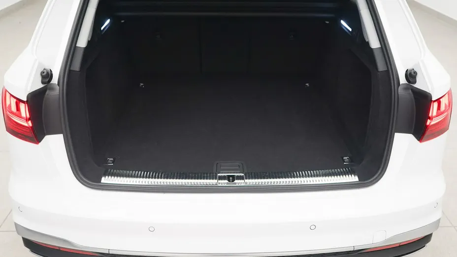 AUDI A4 A4 35 TFSI mHEV S Line S tronic