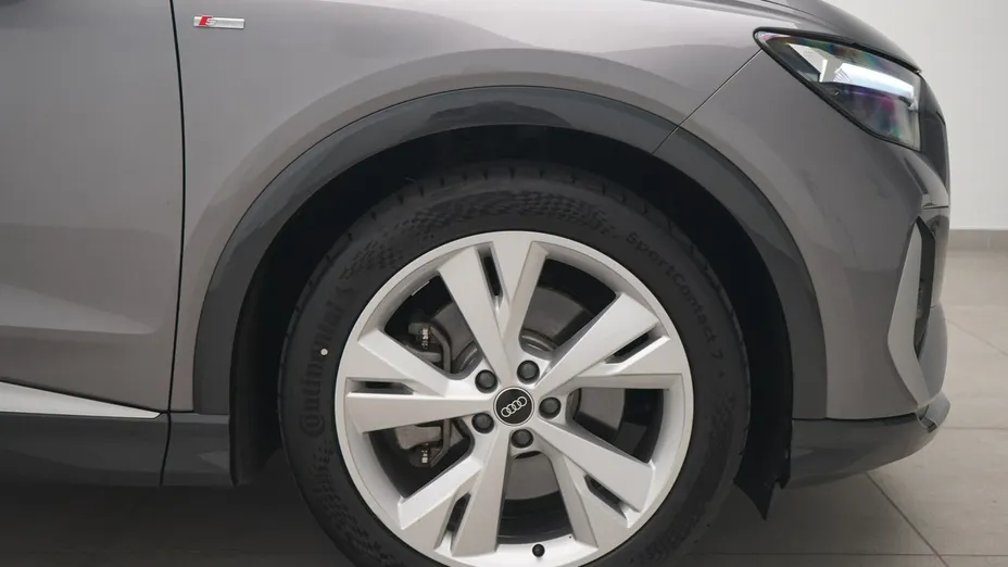 AUDI Q4 Q4 e-tron 50 77kWh Quattro S Line