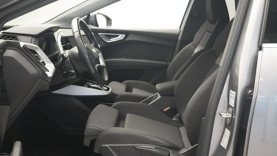AUDI Q4 Q4 e-tron 50 77kWh Quattro S Line