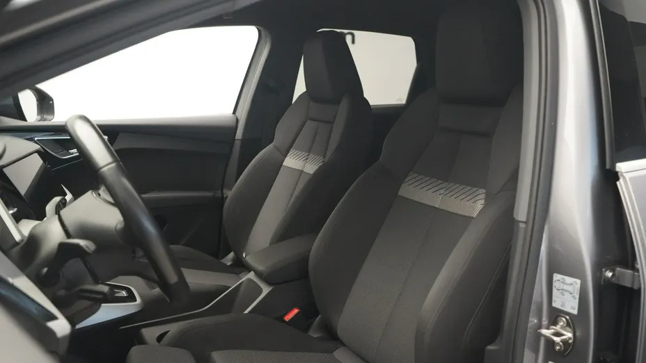 AUDI Q4 Q4 e-tron 50 77kWh Quattro S Line