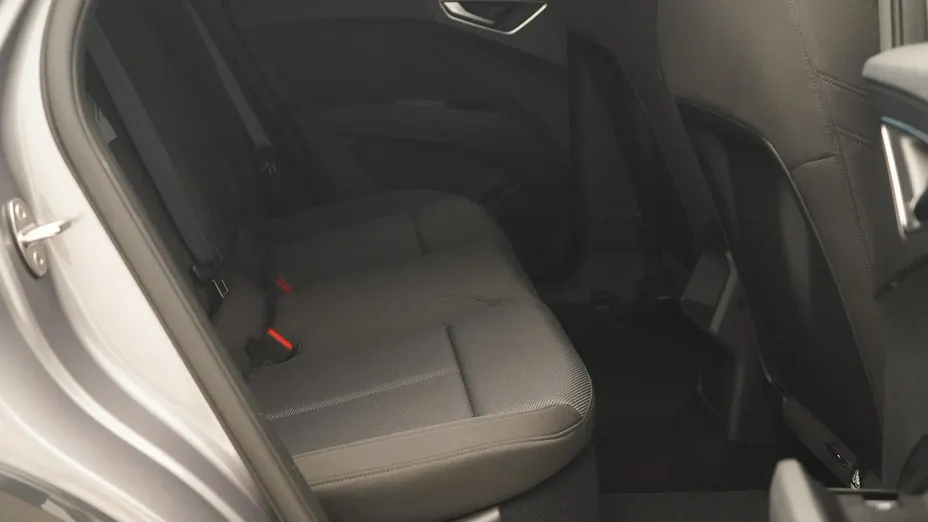 AUDI Q4 Q4 e-tron 50 77kWh Quattro S Line