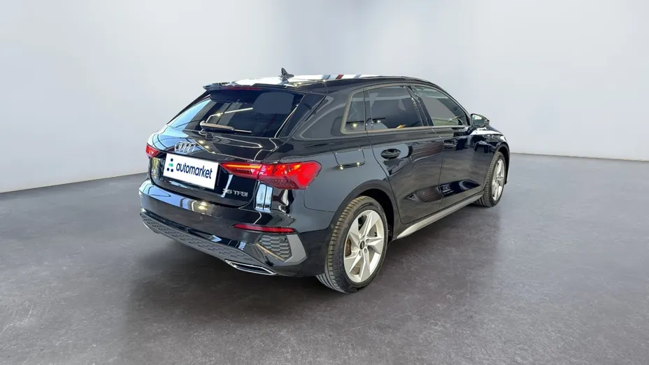 AUDI A3 A3 35 TFSI mHEV S Line S tronic