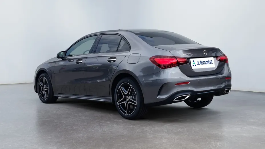 MERCEDES-BENZ A Klasa A 250 e AMG Line 8G-DCT