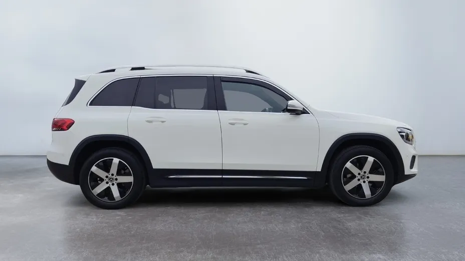 MERCEDES-BENZ GLB GLB 200 Progressive 7G-DCT