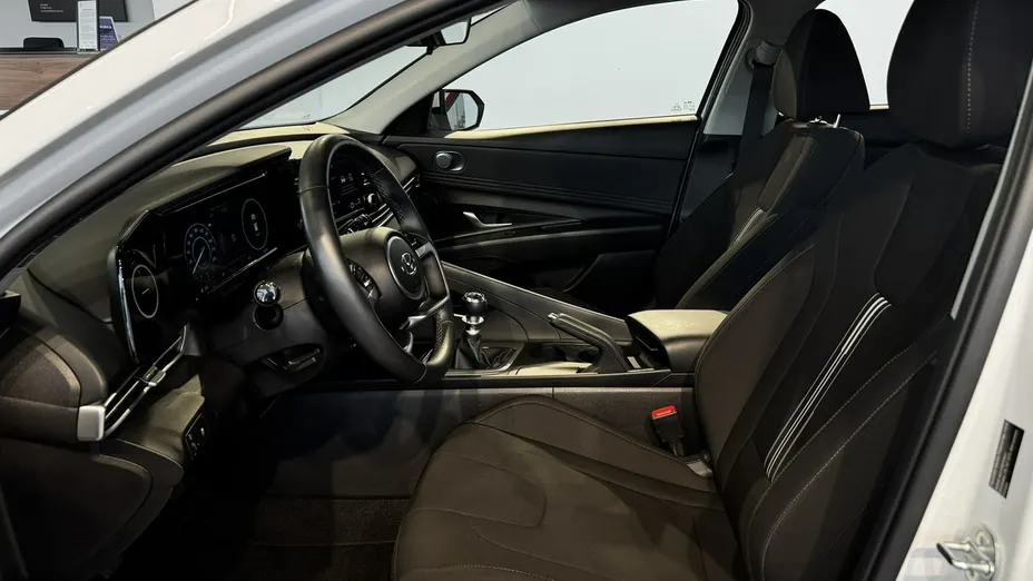 HYUNDAI Elantra Elantra 1.6 Executive