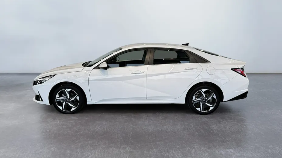 HYUNDAI Elantra Elantra 1.6 Executive