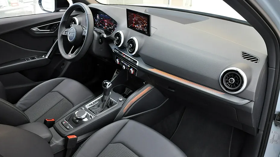 AUDI Q2 Q2 35 TFSI Advanced S tronic