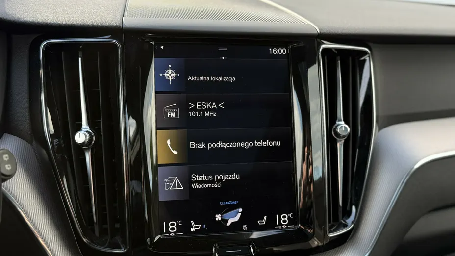 VOLVO XC60 XC60 B4 D AWD R-Design aut