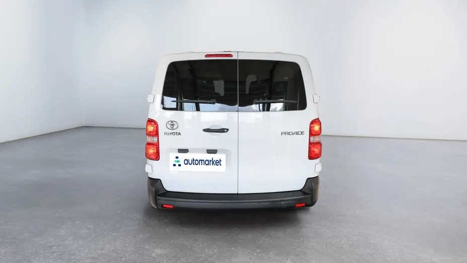 TOYOTA Proace Proace Kombi 2.0 D-4D Long 2,8t