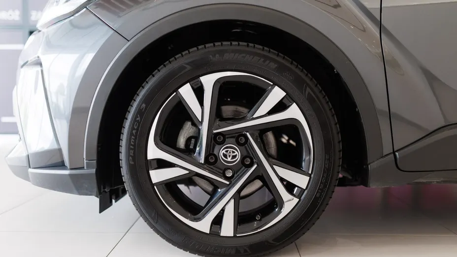 TOYOTA C-HR C-HR 1.8 Hybrid Style