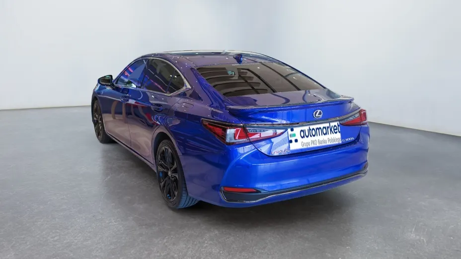 LEXUS ES ES 300h F Sport Design