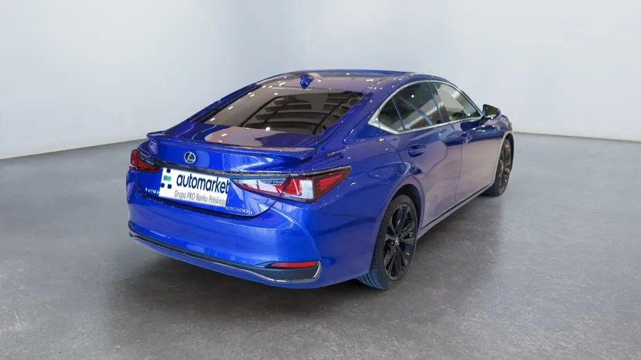 LEXUS ES ES 300h F Sport Design