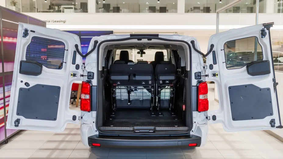 TOYOTA Proace Verso Proace Verso 2.0 D4-D Long Business Aut.