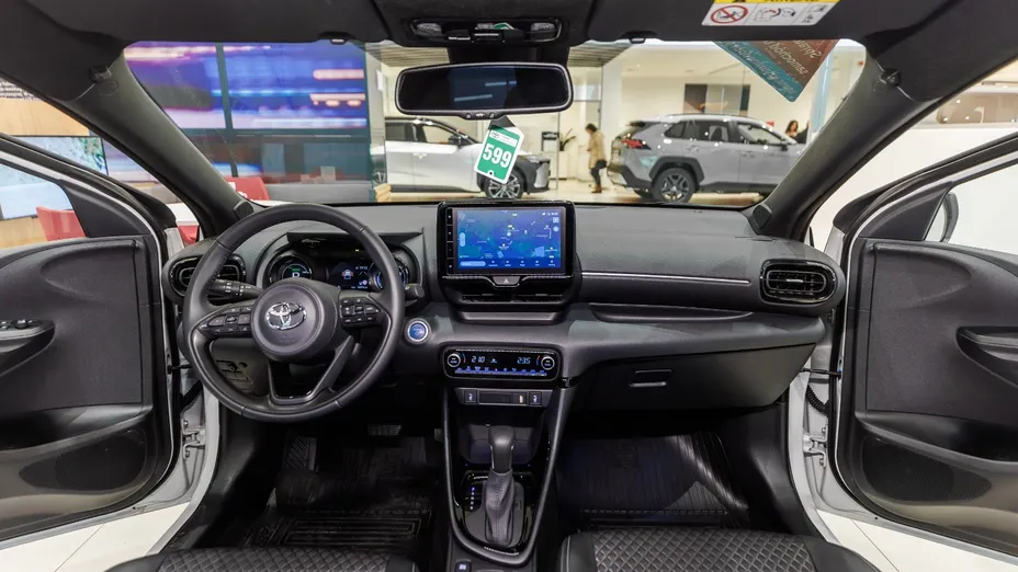 TOYOTA Yaris Yaris Hybrid 1.5 Selection Style