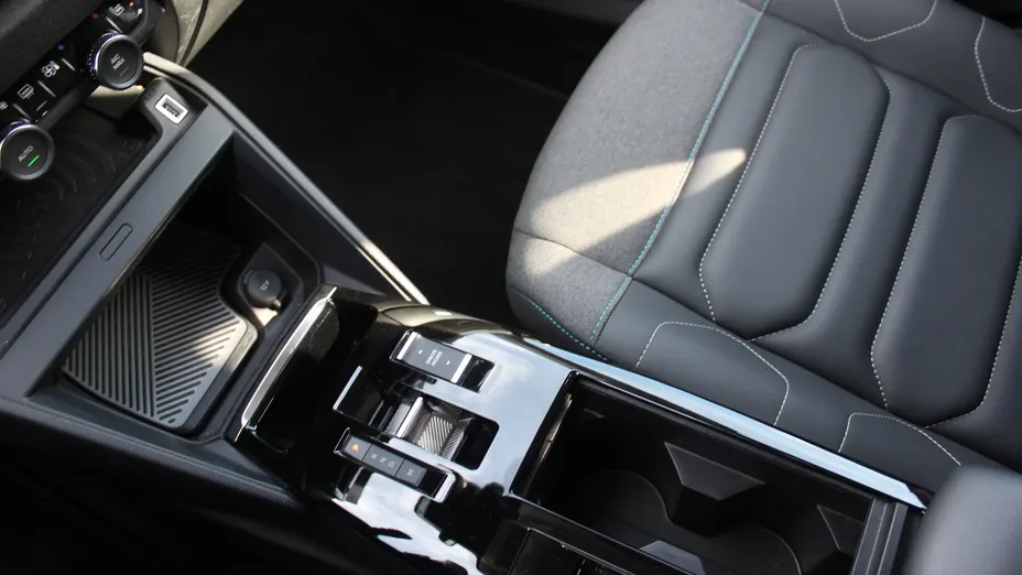 CITROEN C4 X C4 X 1.2 PureTech Max S&S EAT8