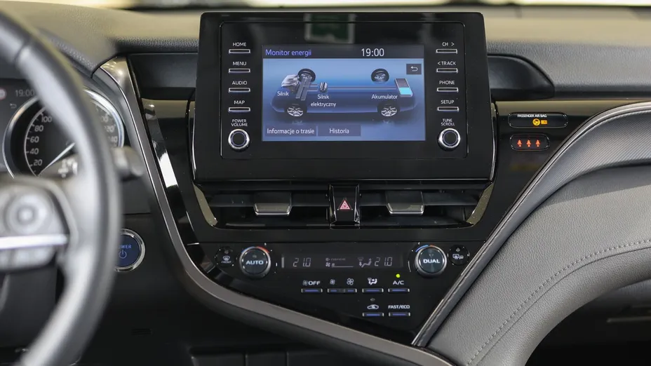 TOYOTA Camry Camry 2.5 Hybrid Comfort CVT
