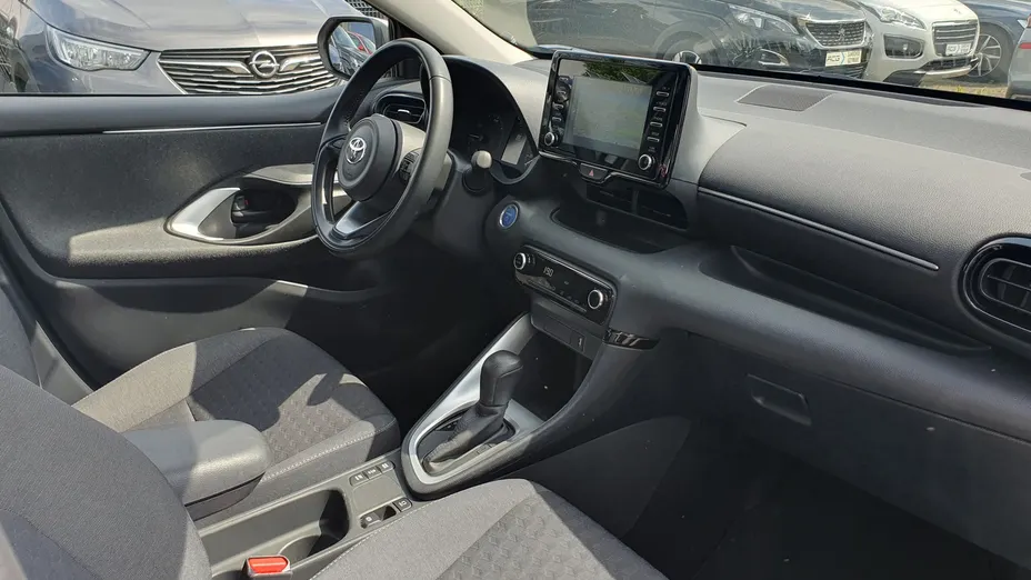 TOYOTA Yaris Yaris Hybrid 1.5 Active