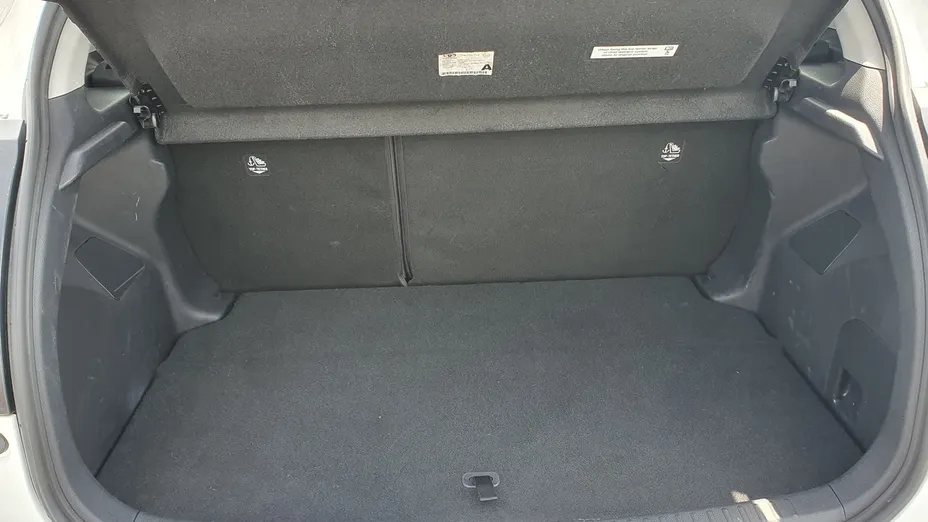 TOYOTA Yaris Yaris Hybrid 1.5 Active