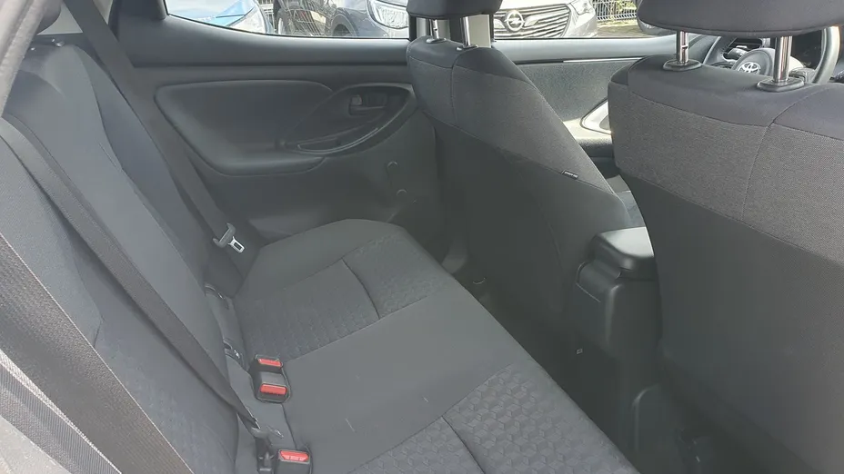 TOYOTA Yaris Yaris Hybrid 1.5 Active