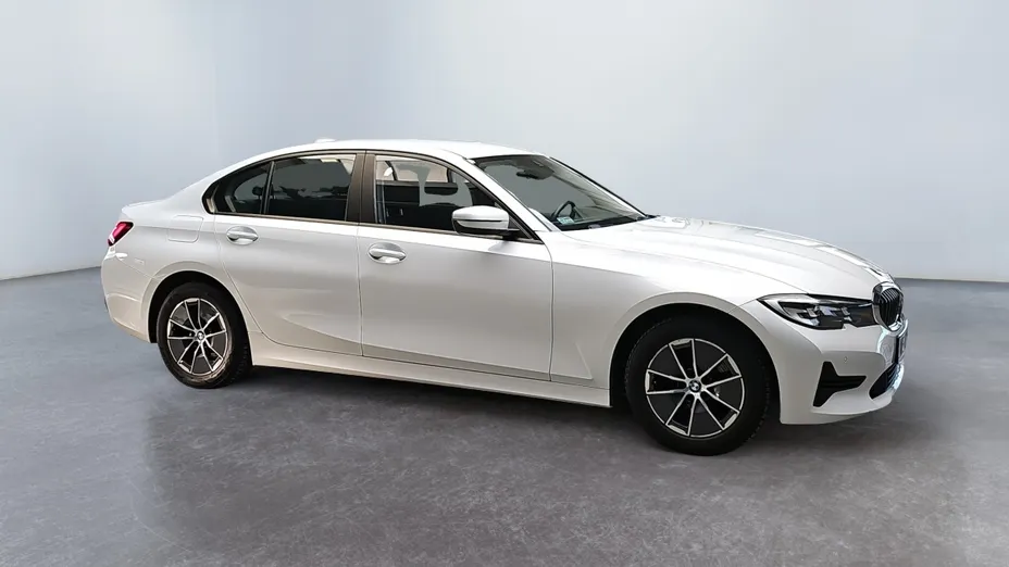 BMW Seria 3 318d Advantage