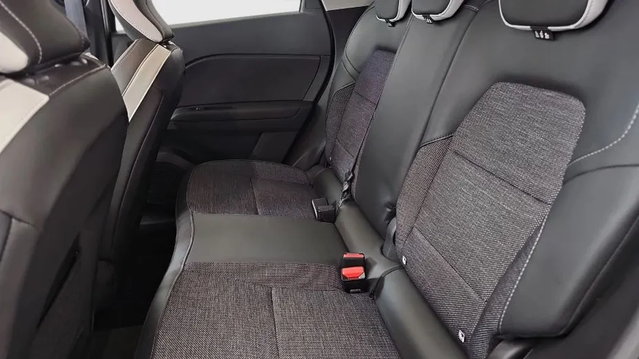 RENAULT Captur Captur 1.3 TCe mHEV Techno EDC