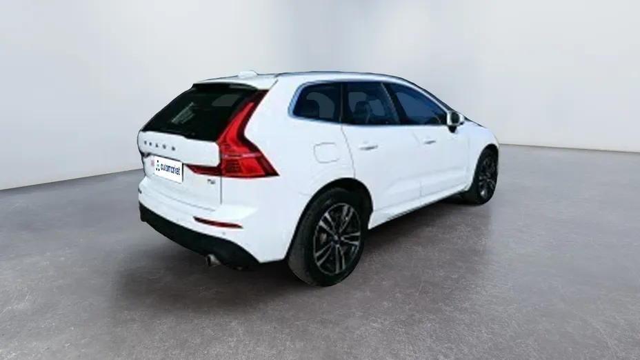 VOLVO XC60 XC60 T4 Momentum Pro aut