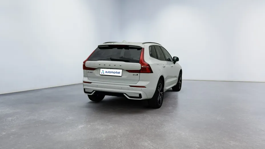VOLVO XC60 XC60 B5 D AWD Plus Dark aut