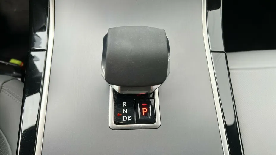 LAND ROVER Range Rover Velar Velar 2.0 P250 Dynamic SE