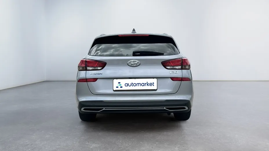 HYUNDAI i30 i30 1.0 T-GDI Smart DCT