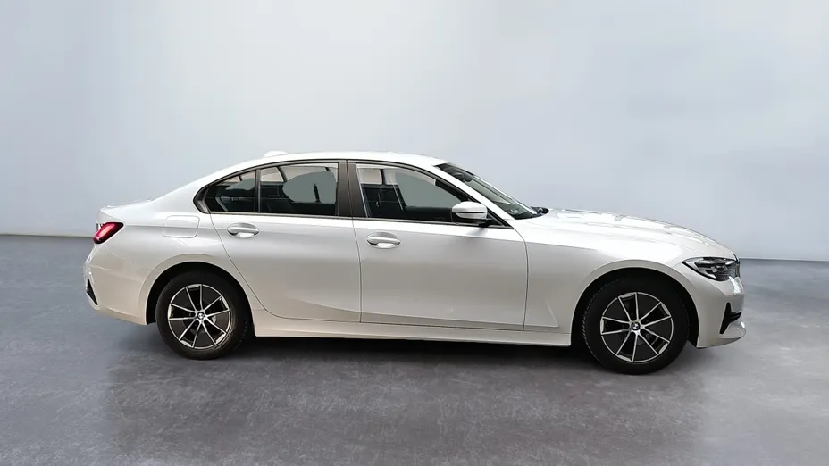 BMW Seria 3 318d Advantage