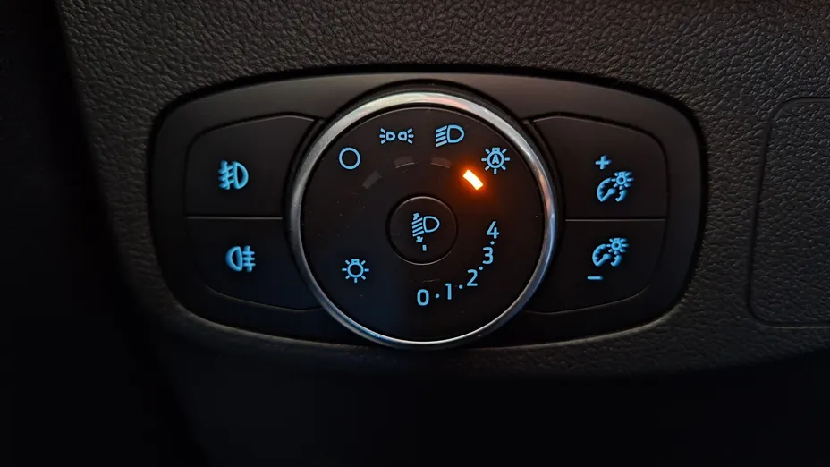 FORD Focus Focus 2.0 EcoBlue Titanium aut