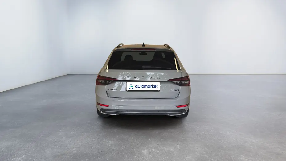 SKODA Superb Superb 2.0 TDI SCR 4x4 Sportline DSG