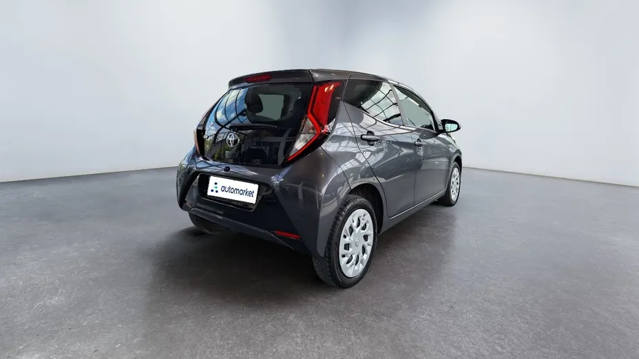 TOYOTA Aygo Aygo 1.0 VVT-i X-play