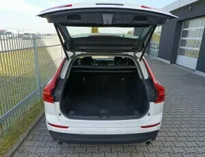 VOLVO XC60 XC60 T4 Momentum Pro aut