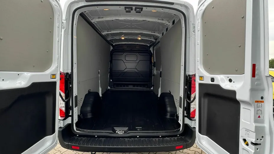 FORD Transit Transit 350 L3H2 Trend Aut. Nowy