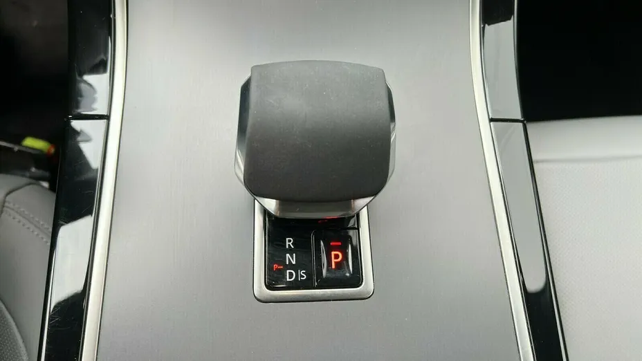 LAND ROVER Range Rover Velar Velar 2.0 P250 Dynamic SE