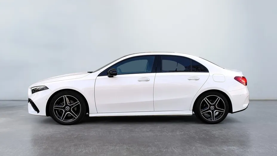 MERCEDES-BENZ A Klasa A 200 AMG Line 7G-DCT