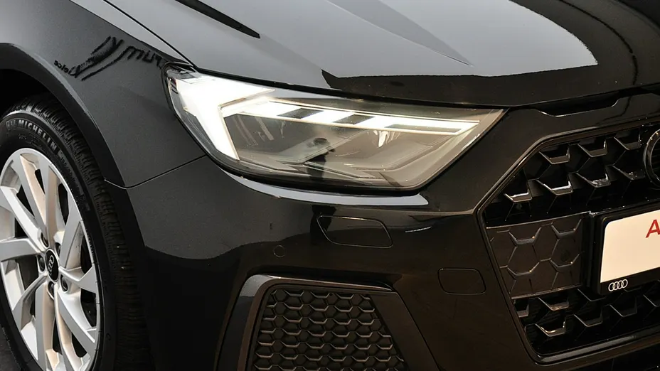 AUDI A1 A1 30 TFSI Advanced S tronic