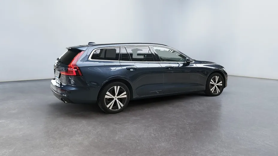 VOLVO V60 V60 B3 B Momentum Pro aut