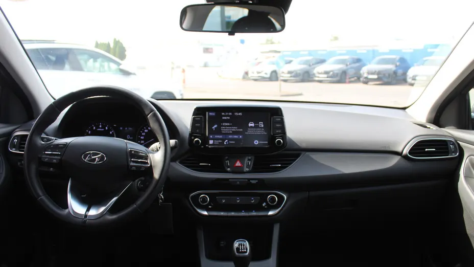 HYUNDAI i30 i30 1.0 T-GDI Modern