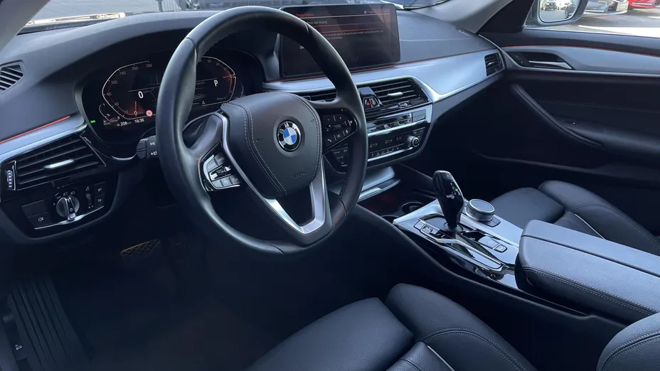 BMW Seria 5 520d mHEV aut