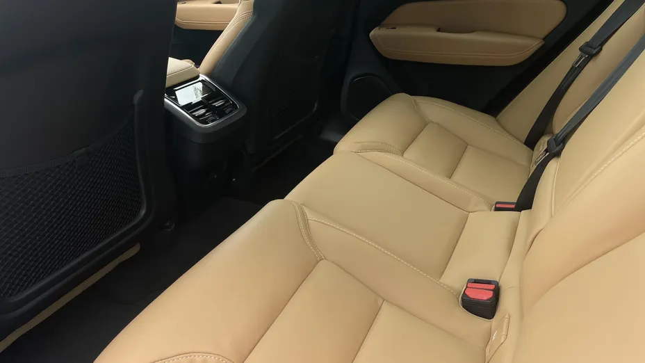 VOLVO XC60 XC60 B4 D AWD Ultimate Dark aut