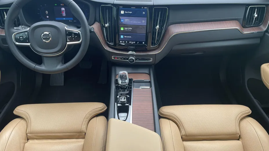 VOLVO XC60 XC60 B4 D AWD Ultimate Dark aut