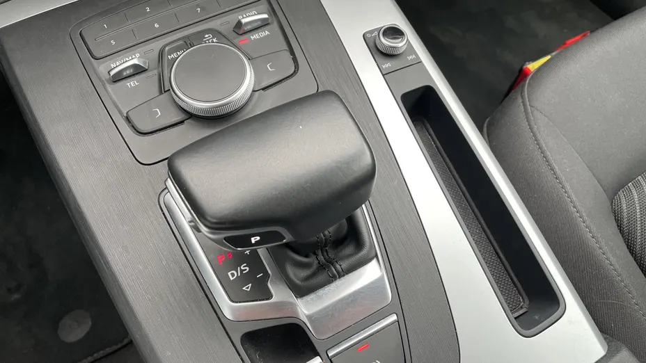 AUDI Q5 Q5 35 TDI mHEV S tronic