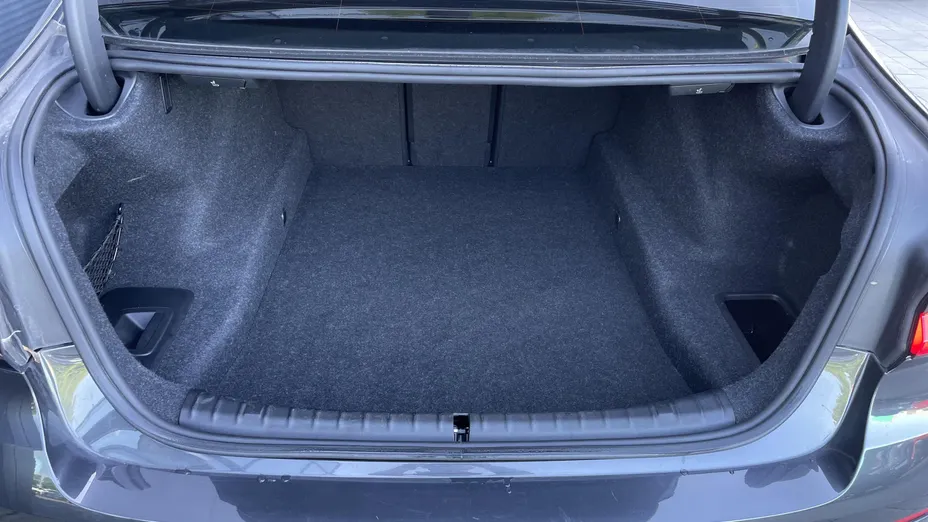 BMW Seria 5 520d mHEV aut
